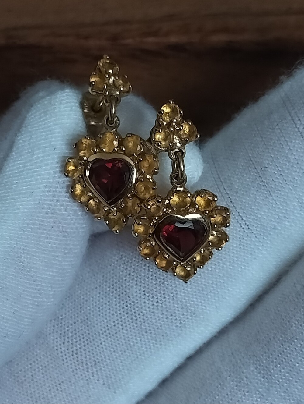 Rare 10k solid gold citrine garnet earrings!